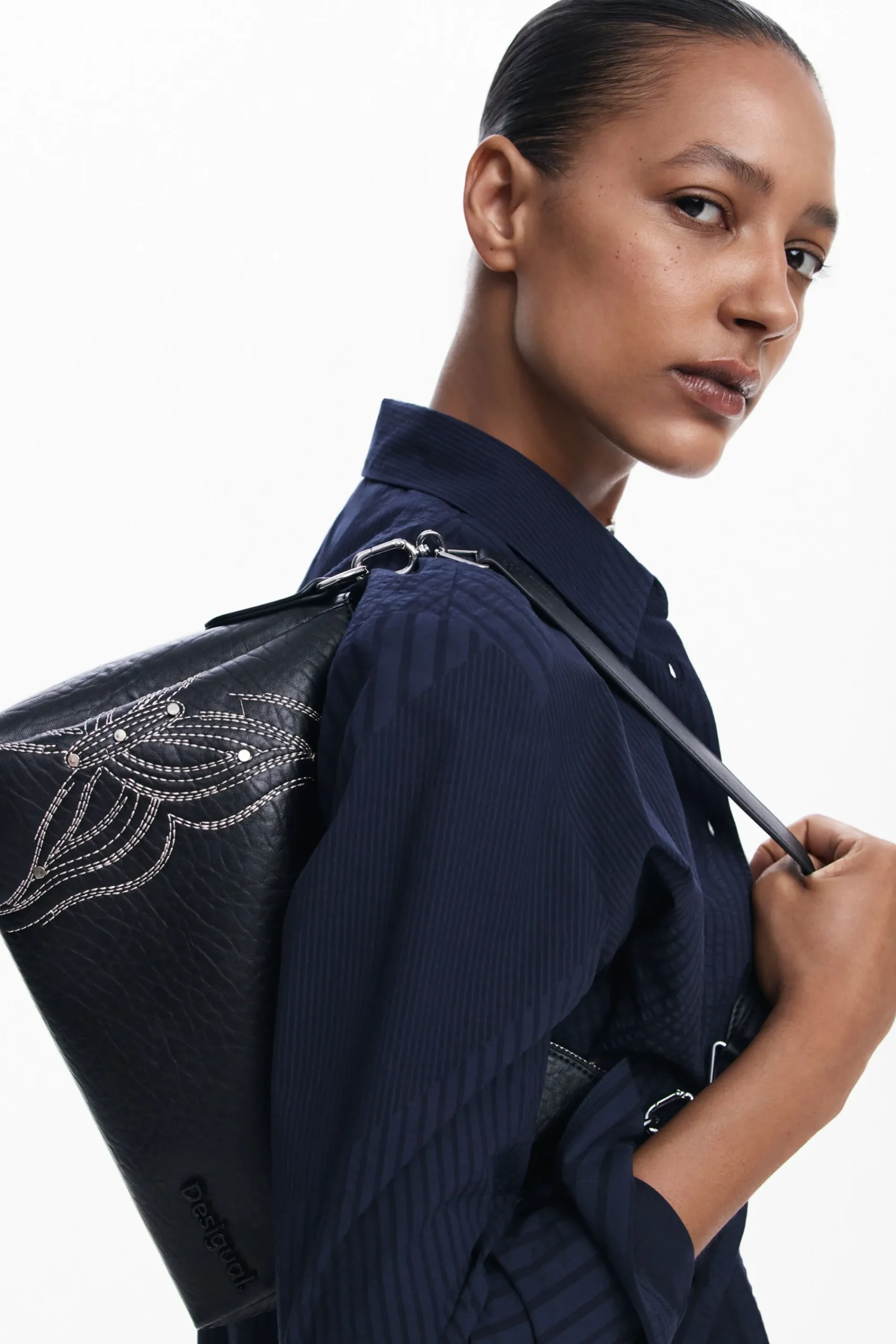 Malas|Malas De Mão<Desigual Bolso M gravado borboleta