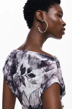 Camisas E Blusas|T-shirts<Desigual Camiseta assimétrica com flores