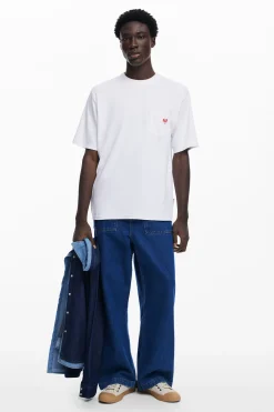 T-shirts<Desigual Camiseta com logo e bolso