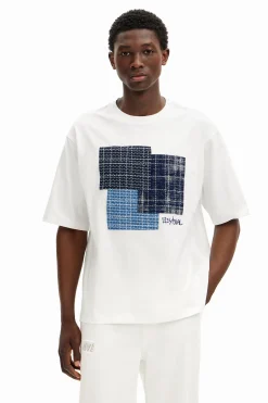 T-shirts<Desigual Camiseta com patch central