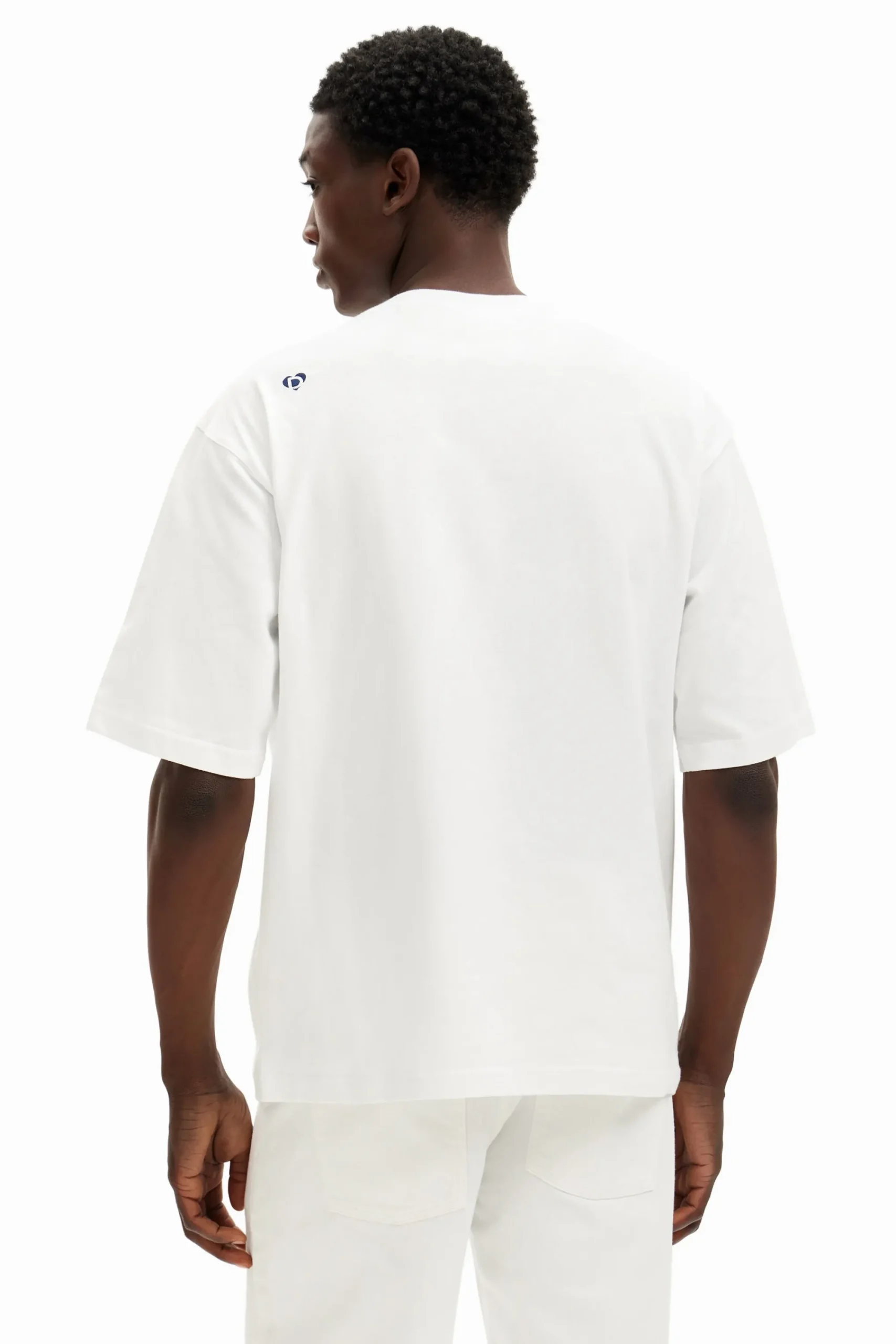 T-shirts<Desigual Camiseta com patch central
