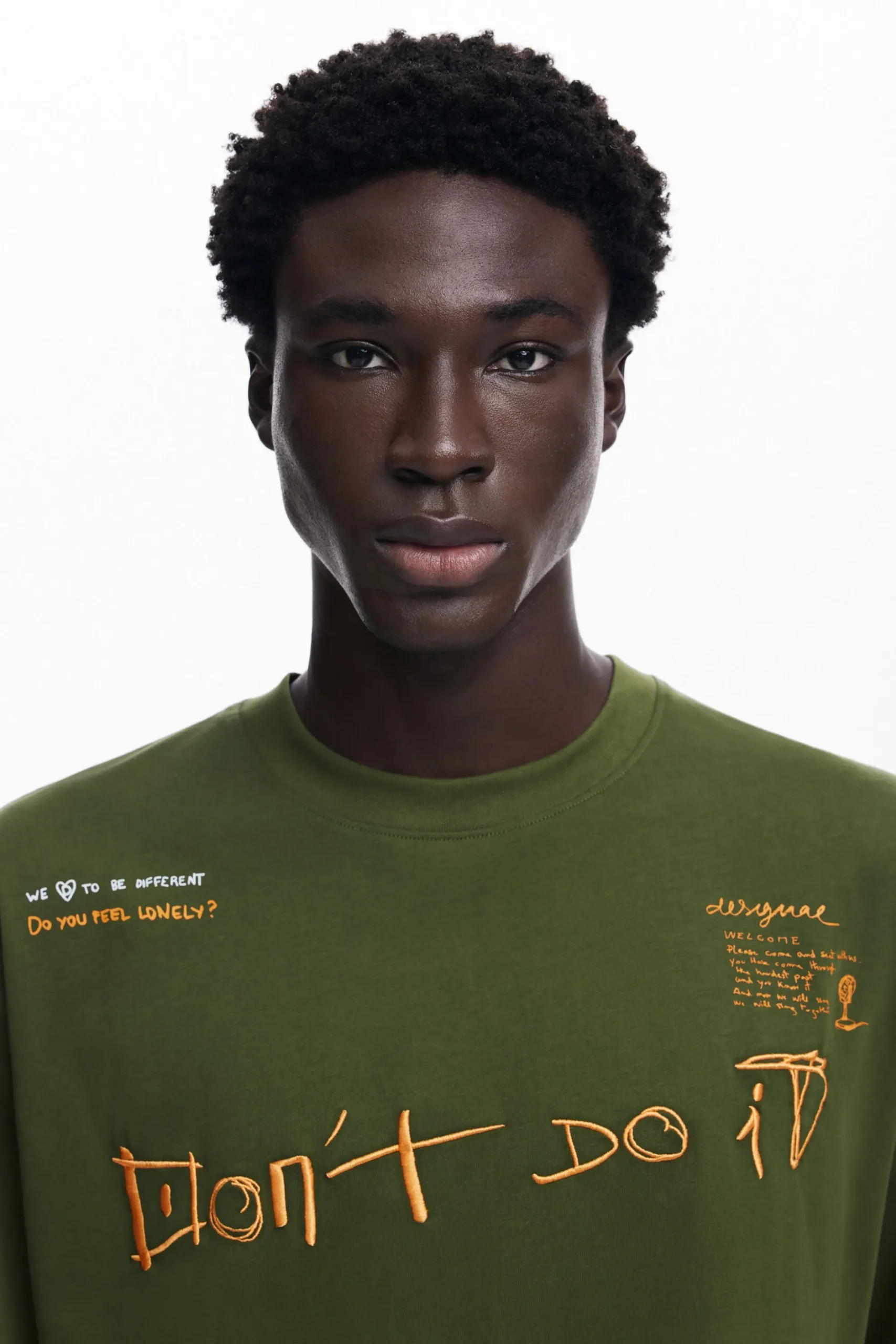 T-shirts<Desigual Camiseta de mensagem de manga longa