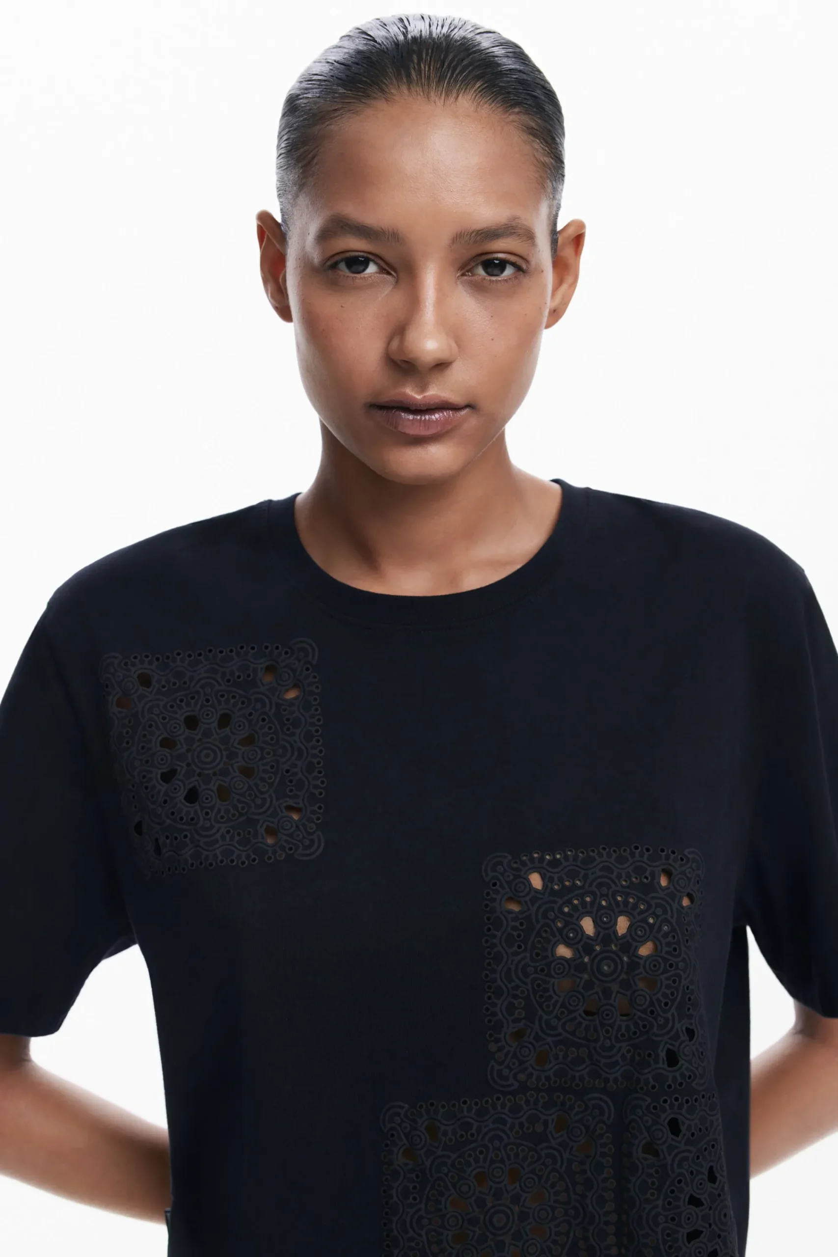 Camisas E Blusas|T-shirts<Desigual Camiseta lisa detalhes