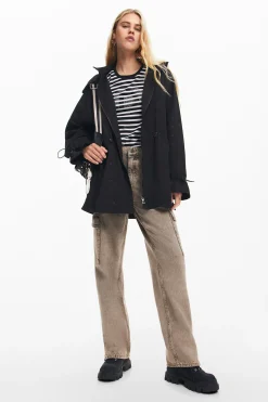 Casacões E Casacos<Desigual Parka impermeável com capuz